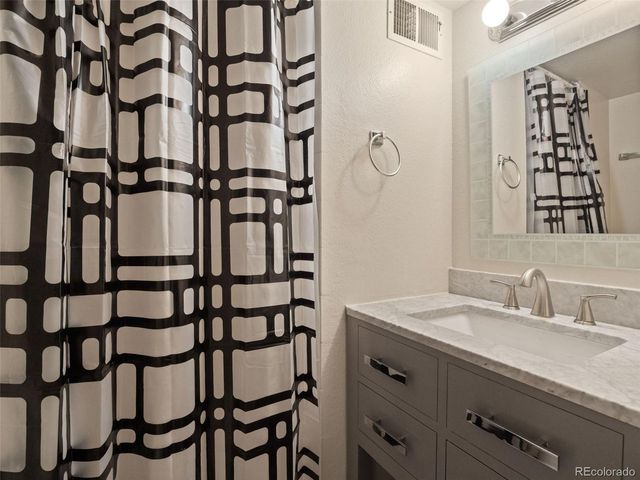 1590 Garfield Ave F, Louisville, CO 80027