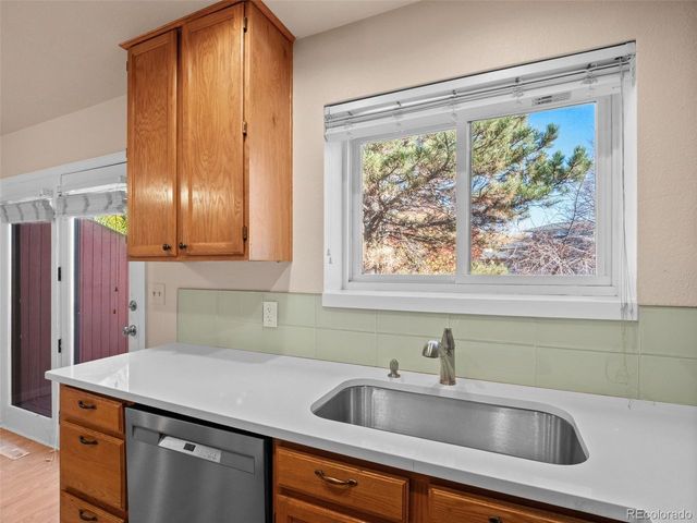 1590 Garfield Ave F, Louisville, CO 80027