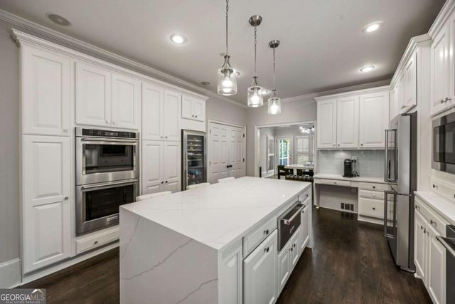 240 Embassy Court, Sandy Springs, GA 30328