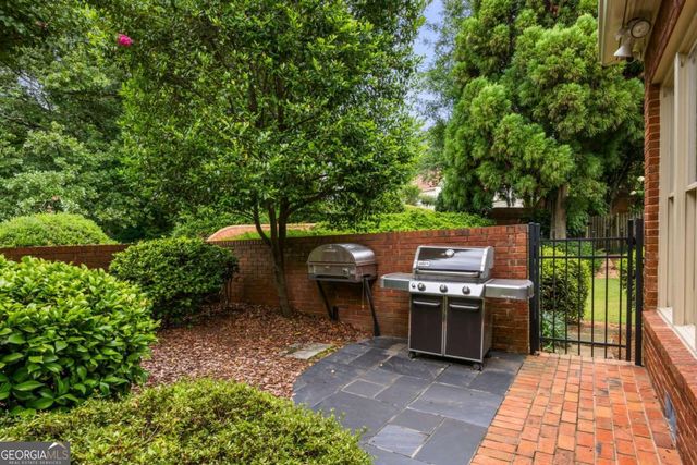 240 Embassy Court, Sandy Springs, GA 30328
