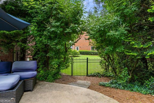 240 Embassy Court, Sandy Springs, GA 30328