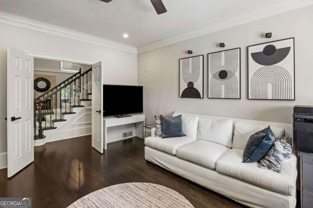 240 Embassy Court, Sandy Springs, GA 30328