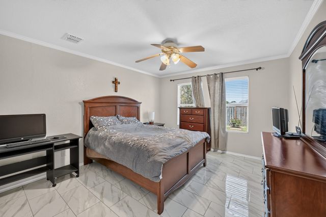 1509 Castle Ridge Road, Fort Worth, TX 76140