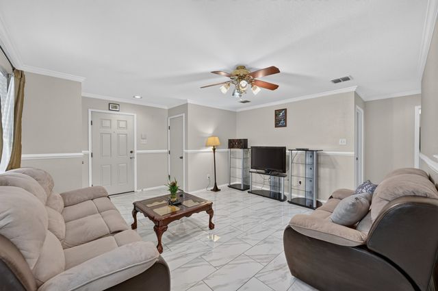 1509 Castle Ridge Road, Fort Worth, TX 76140