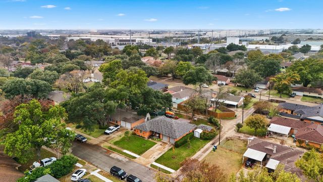 1209 Tanager Lane, Garland, TX 75042