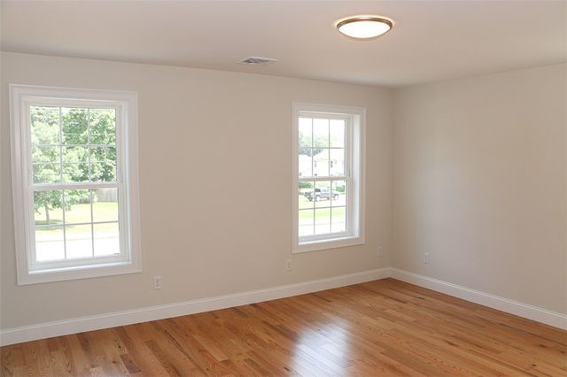 515 School Street, North Kingstown, RI 02852
