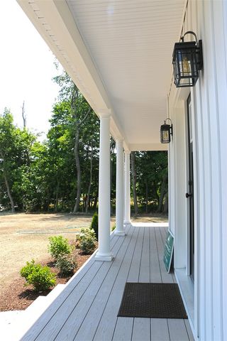 515 School Street, North Kingstown, RI 02852