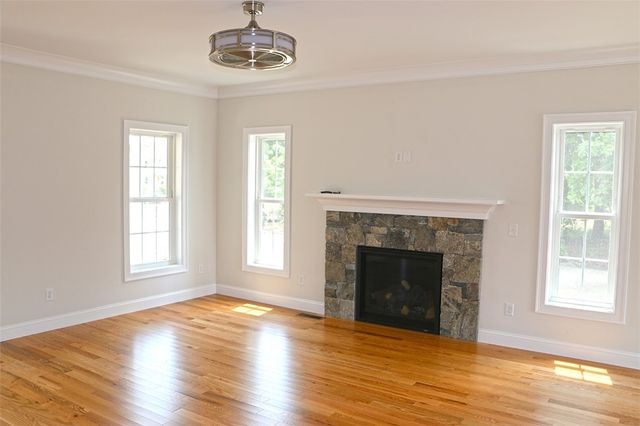 515 School Street, North Kingstown, RI 02852