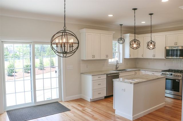 515 School Street, North Kingstown, RI 02852