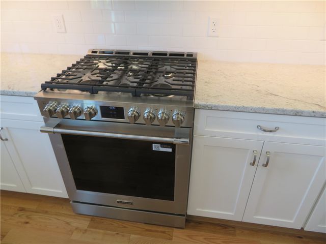 515 School Street, North Kingstown, RI 02852