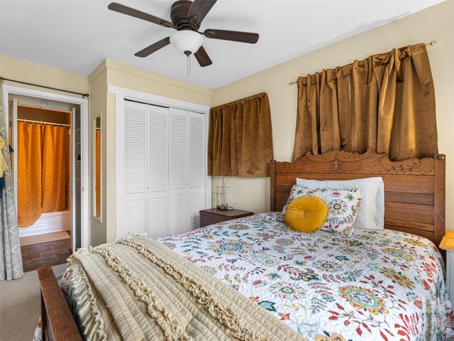 686 New Haw Creek Road, Asheville, NC 28805