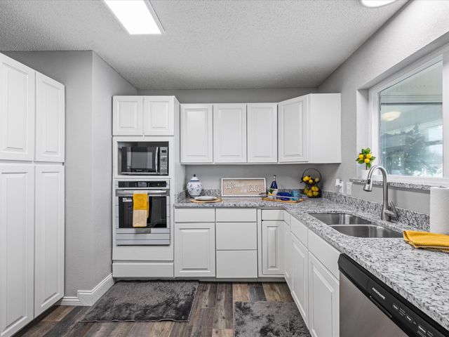 11314 Stanfield Drive, Azle, TX 76020