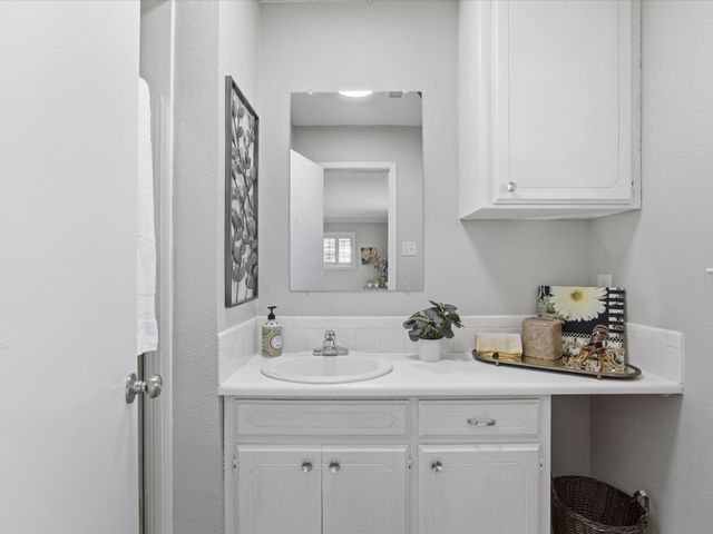 11314 Stanfield Drive, Azle, TX 76020