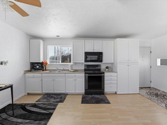 11314 Stanfield Drive, Azle, TX 76020