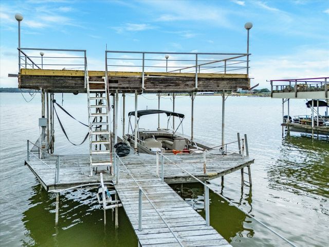 11314 Stanfield Drive, Azle, TX 76020