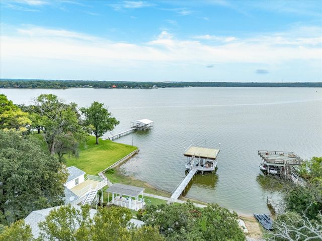 11314 Stanfield Drive, Azle, TX 76020