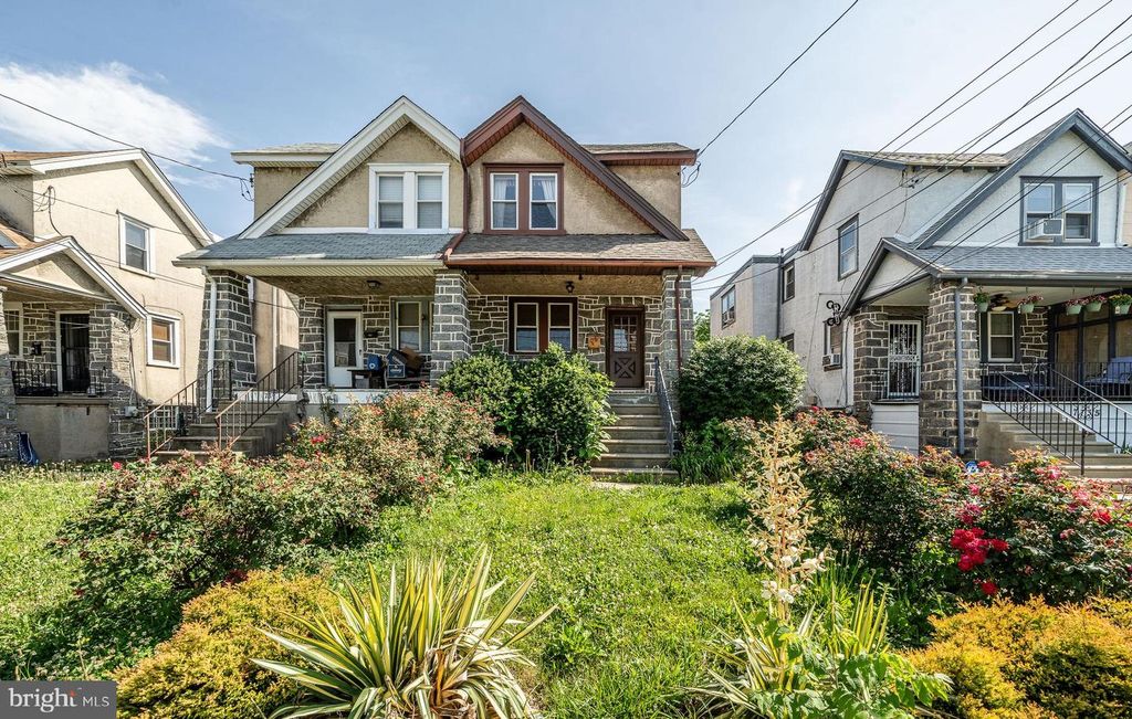 7737 PARKVIEW RD, Upper Darby, PA 19082