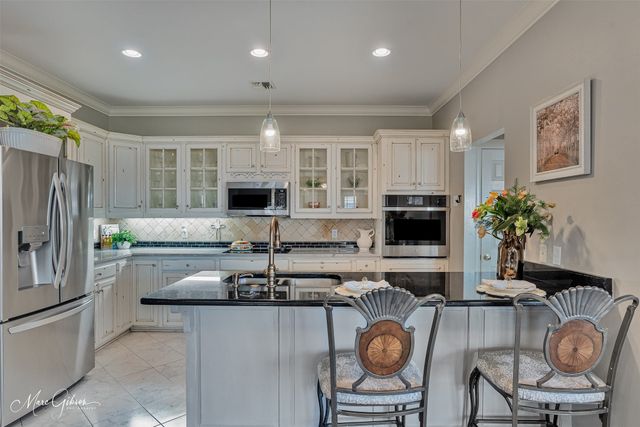 3635 Greenacres Place Drive 311, Bossier City, LA 71111