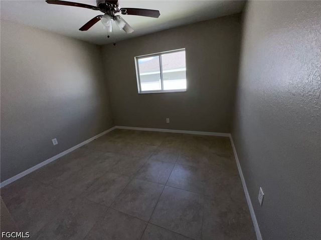 4609 SW 9th AVE, Cape Coral, FL 33914