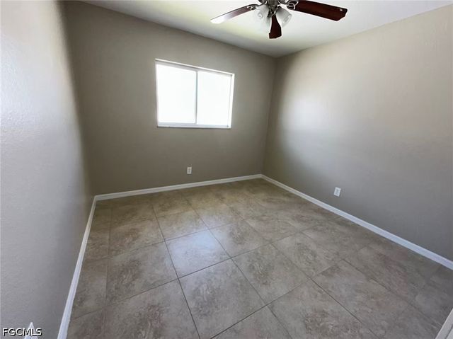 4609 SW 9th AVE, Cape Coral, FL 33914