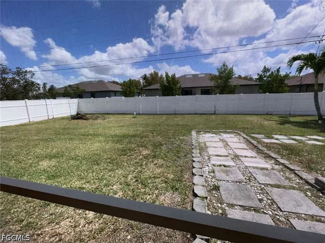 4609 SW 9th AVE, Cape Coral, FL 33914