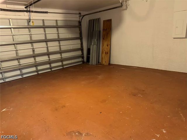 4609 SW 9th AVE, Cape Coral, FL 33914