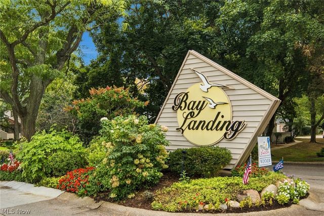 2917 N Bay Drive M-9, Westlake, OH 44145