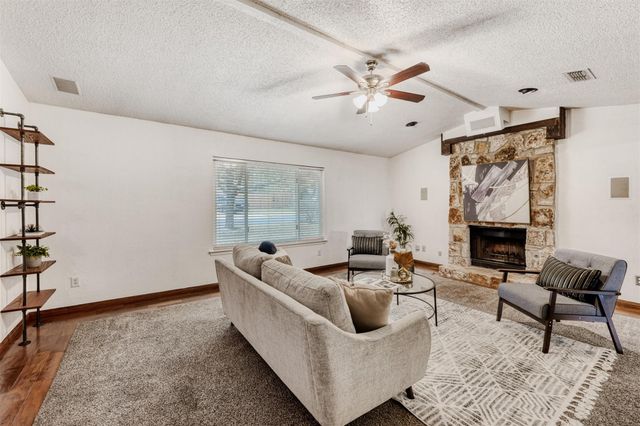 9021 Texas Sun DR, Austin, TX 78748