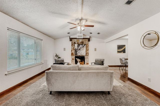 9021 Texas Sun DR, Austin, TX 78748