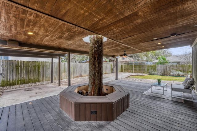 9021 Texas Sun DR, Austin, TX 78748