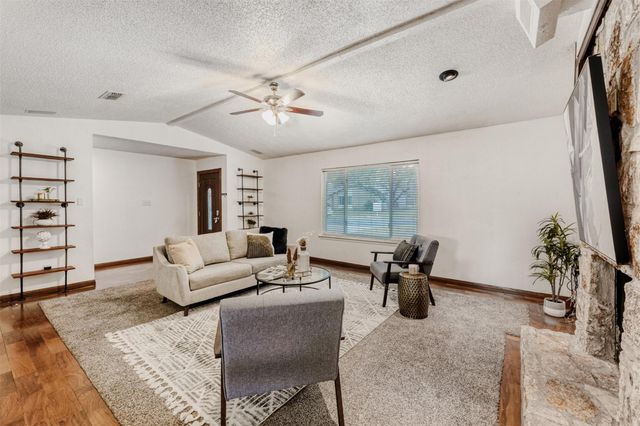 9021 Texas Sun DR, Austin, TX 78748