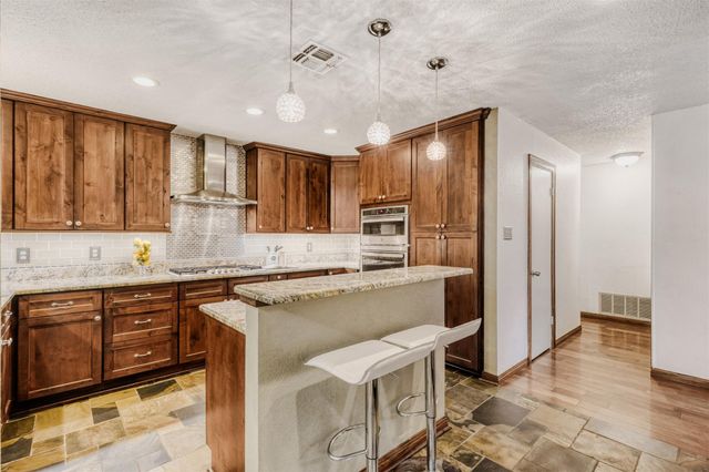 9021 Texas Sun DR, Austin, TX 78748