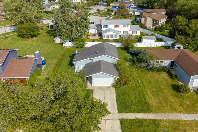 239 Willow Road, Matteson, IL 60443