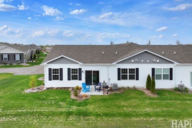 6445 Juniper Drive, Wonder Lake, IL 60097