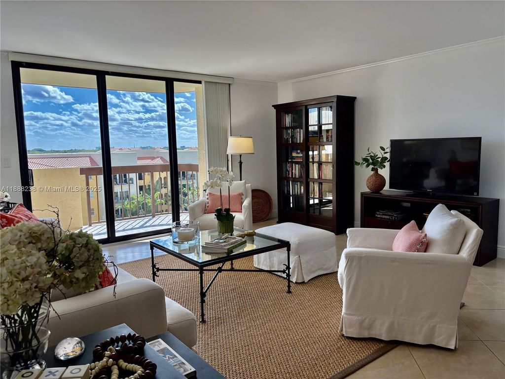 600 Biltmore Way 718, Coral Gables, FL 33134