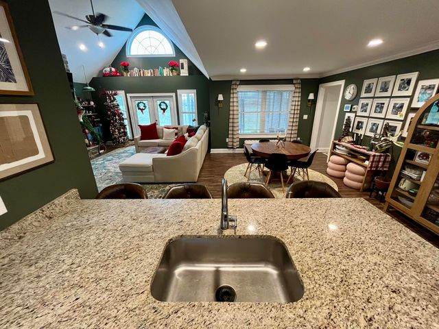 104 Wellington Lane, Frankfort, KY 40601