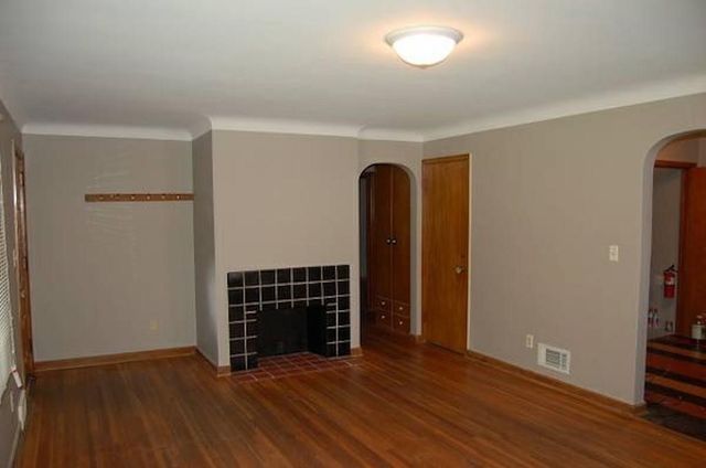 121 S Governor St, Iowa City, IA 52240
