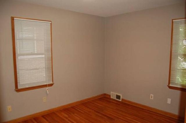 121 S Governor St, Iowa City, IA 52240