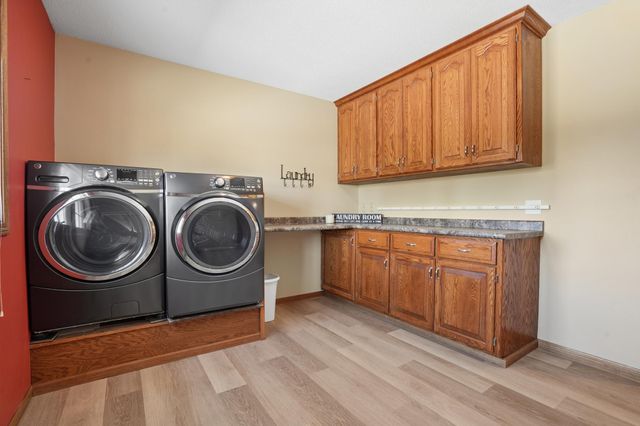 2209 Victoria Rose Drive S, Fargo, ND 58104