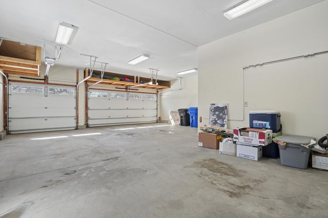 2209 Victoria Rose Drive S, Fargo, ND 58104