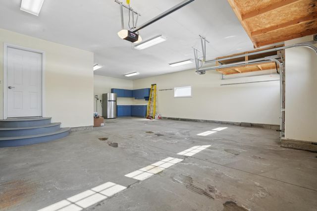 2209 Victoria Rose Drive S, Fargo, ND 58104