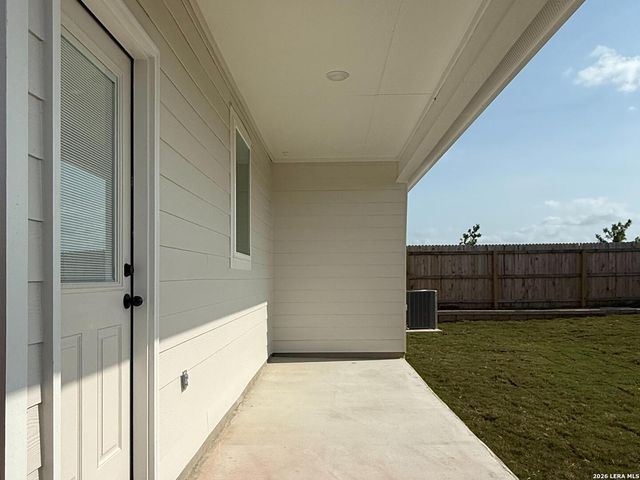 147 Peeps Ct., Adkins, TX 78101
