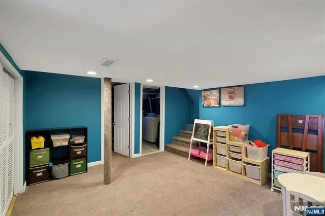 371 Greenwich Street, Bergenfield, NJ 07621