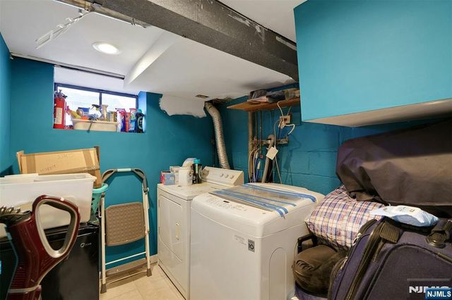 371 Greenwich Street, Bergenfield, NJ 07621