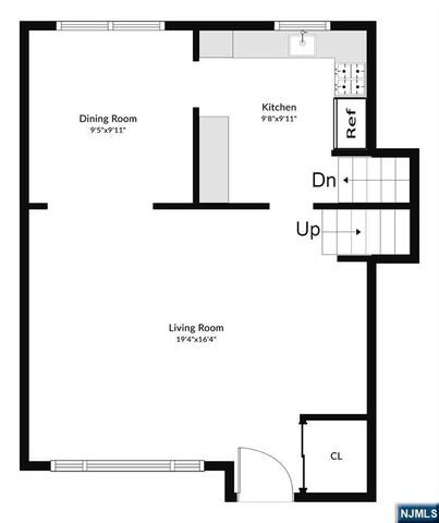 371 Greenwich Street, Bergenfield, NJ 07621