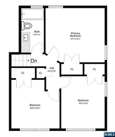 371 Greenwich Street, Bergenfield, NJ 07621