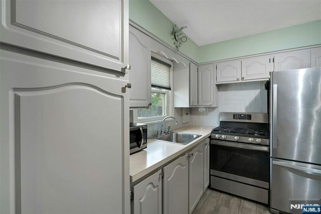 371 Greenwich Street, Bergenfield, NJ 07621