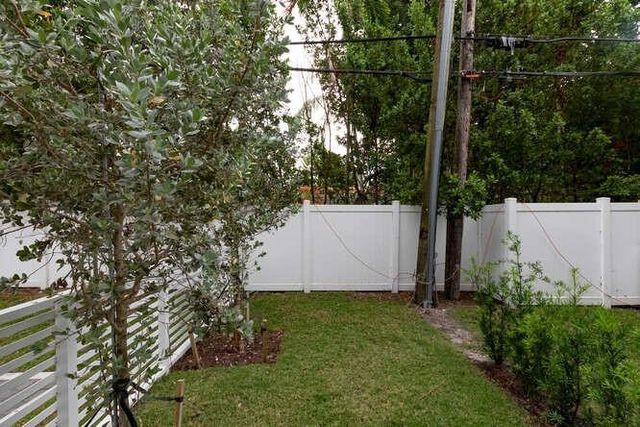 700 NE 14th Avenue 206, Fort Lauderdale, FL 33304