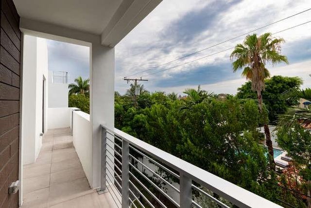 700 NE 14th Avenue 206, Fort Lauderdale, FL 33304