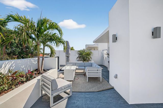 700 NE 14th Avenue 206, Fort Lauderdale, FL 33304